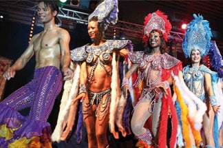Fiesta tropicale cabaret repas spectacle